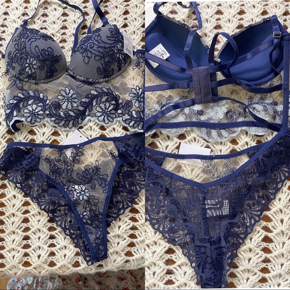 Lingerie - Picture 1 of 1